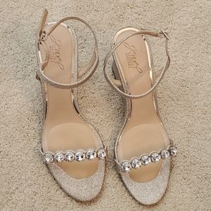 Jewel by Badgley Mischka wedge